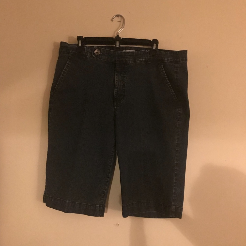 BandolinoBlu denim shorts, 18w